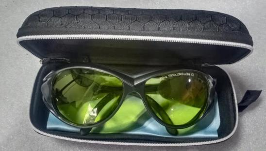 펄스 200w 300w 가방을 섬유 레이저 청소 기계 진드기 제거 기계 7