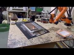 6 축 로봇 자동 100W 가방을 휴대용 섬유 레이저 청소 기계  rust 제거